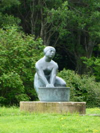 Wash Woman Statue