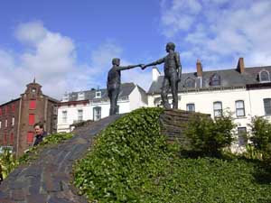 Derry Statues